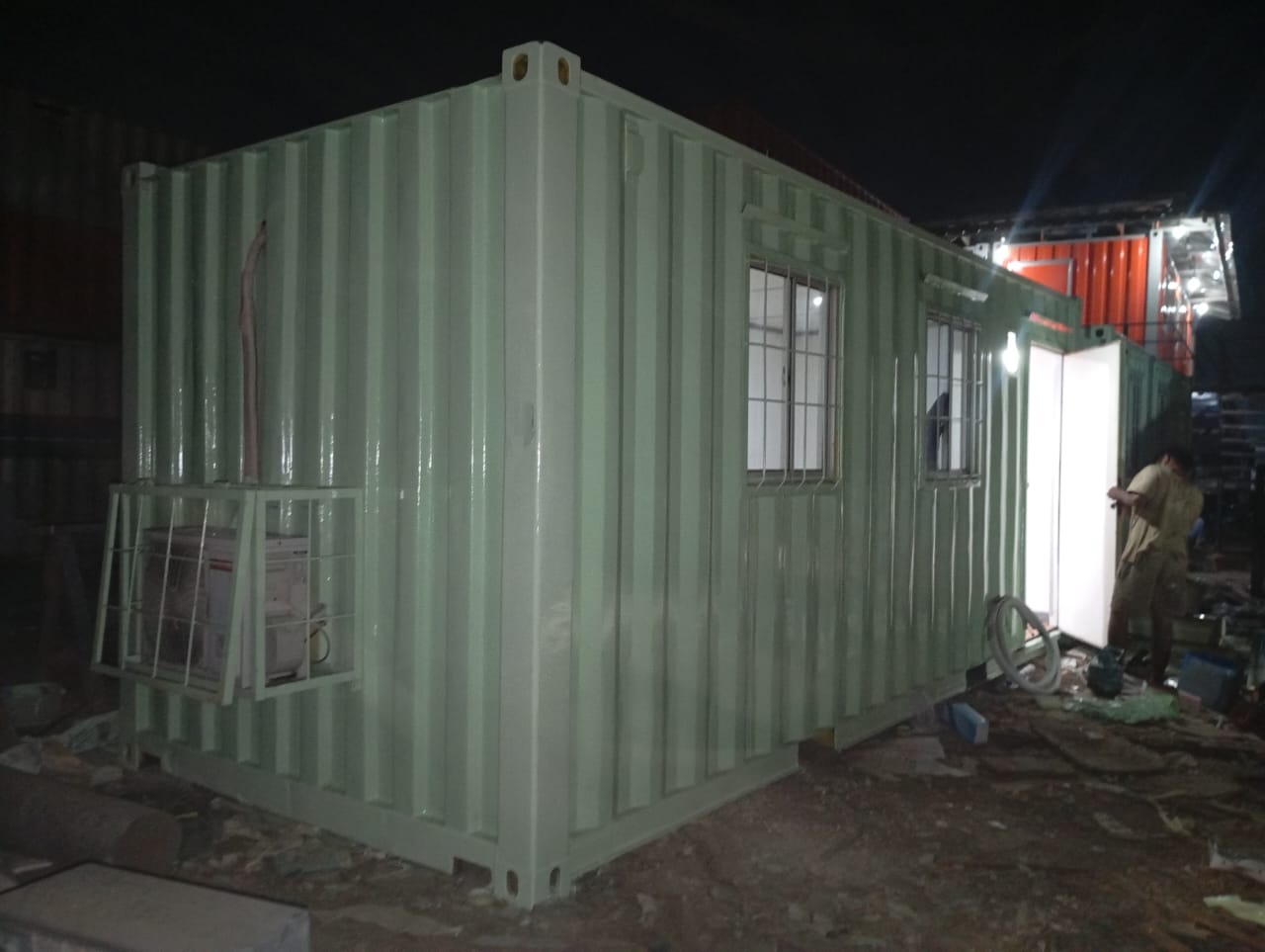 Modifikasi & Jual Container - 2